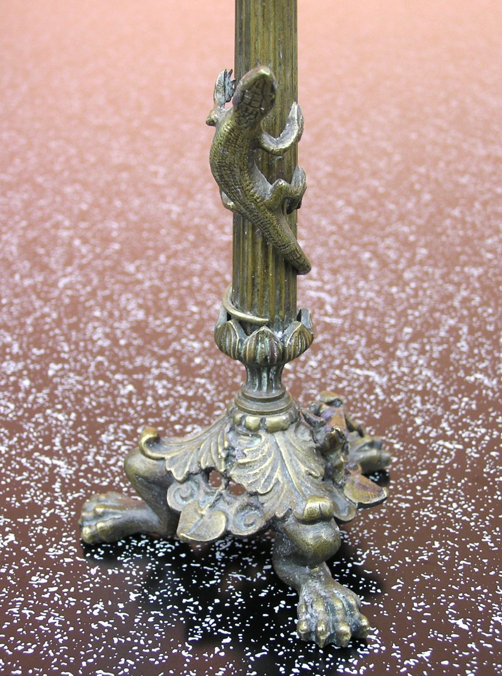 Portacandele: ANTIKER BRONZE KERZENSTÄNDER EIDECHSEN SALAMANDER – Usato da Grenchen venduto da Antique-hunter 2
