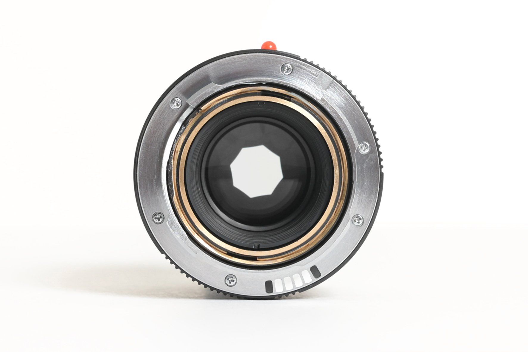 Leica Obiettivi: Leica Summicron M 2.0 / 50mm 6 Bit – Usato da Wädenswil venduto da tevyag 2