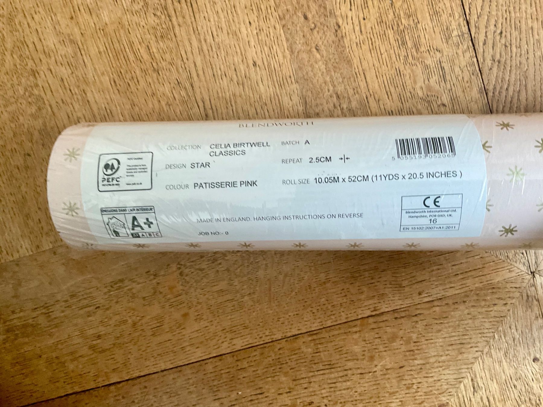 Tapeten: Celia Birtwell Tapete "Star" neu & originalverpackt – Neu und originalverpackt aus Aarau von Schnabeltier01 3