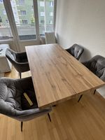 Neuwertiger, ausziehbarer Esstisch aus Holz inkl. 6 Stühlen
