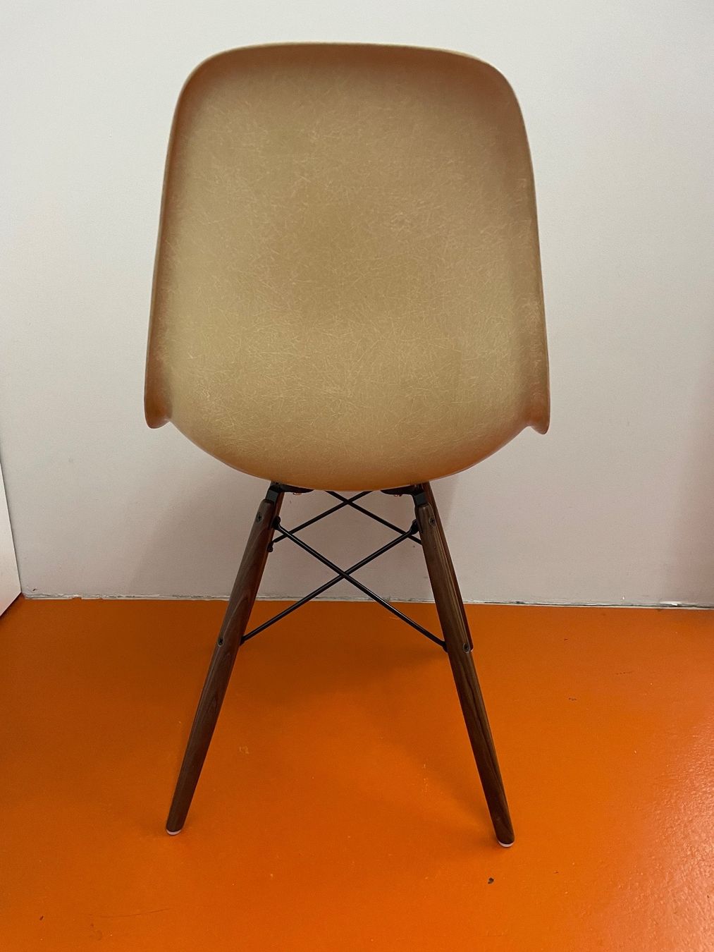 Eames Sedie: Eames Side Chairs grey yellow – Usato da ipsach venduto da Latigo 1