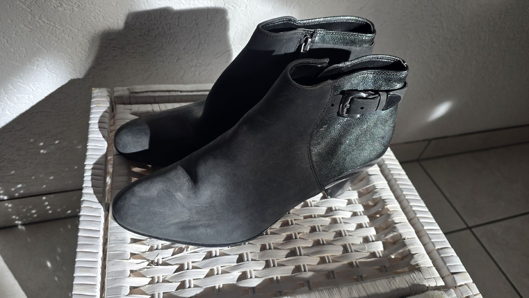 Ara Scarpe da donna: Ara Stiefeletten Grösse 6.5 – Usato da Büriswilen venduto da e_v_o_l_u_t_i_o_n