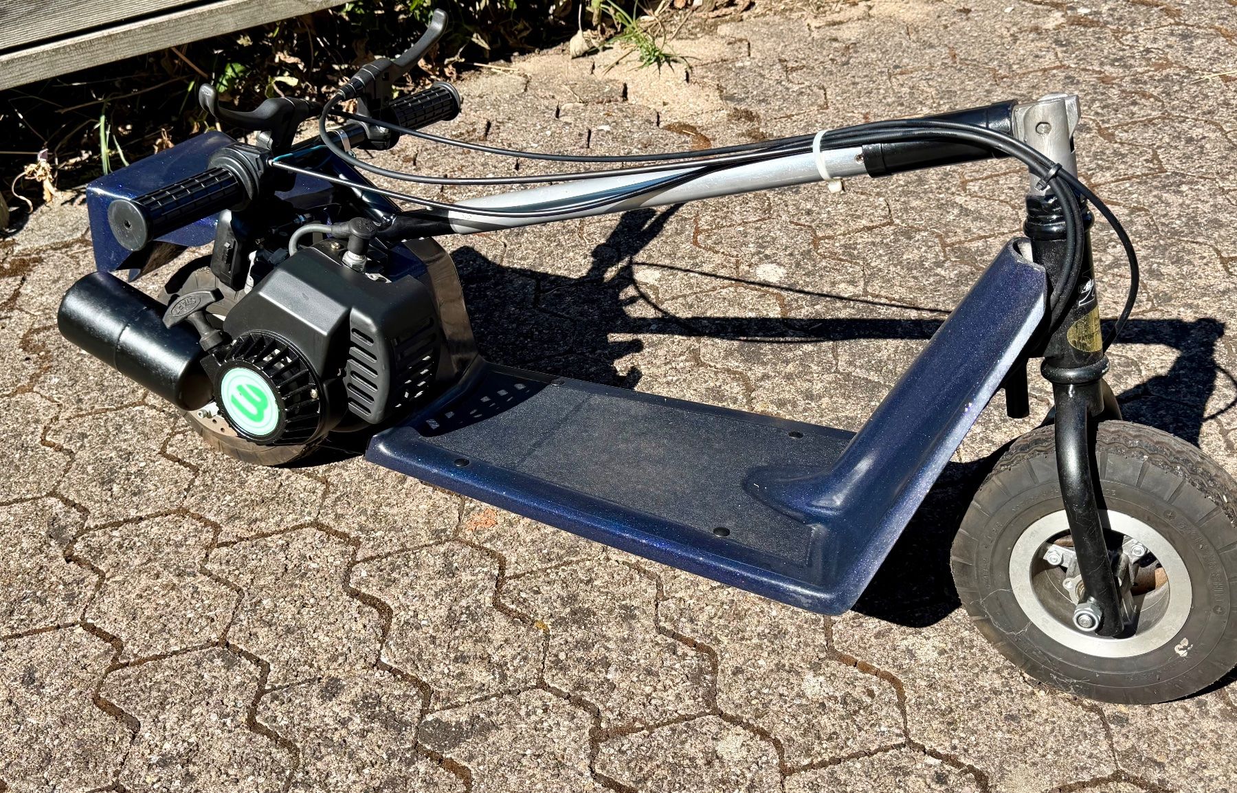 Scooters: Trotinet mit Benzinmotor – Defekt aus Brütten von Viktor3 9