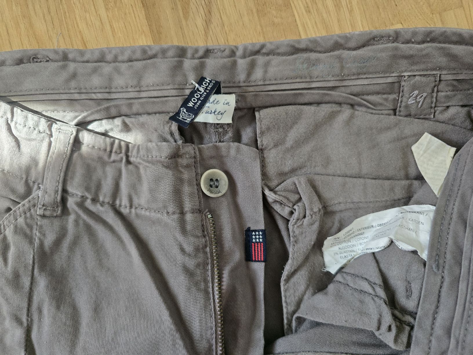 Woolrich Hosen: Pantalons cargo Woolrich gris taille 29  – Gebraucht aus Mont-sur-Lausanne von Didinho 3
