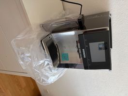 Siemens EQ.700 Kaffeevollautomat silber neuwertig