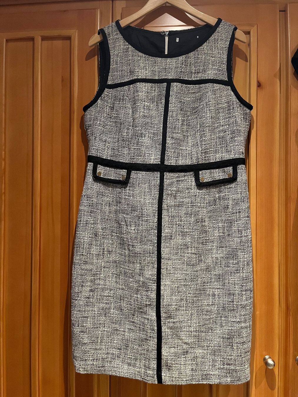 Vestiti: Schõnes Kleid 46 – Nuovo (secondo la descrizione) da Saanen venduto da SoniaMichaela