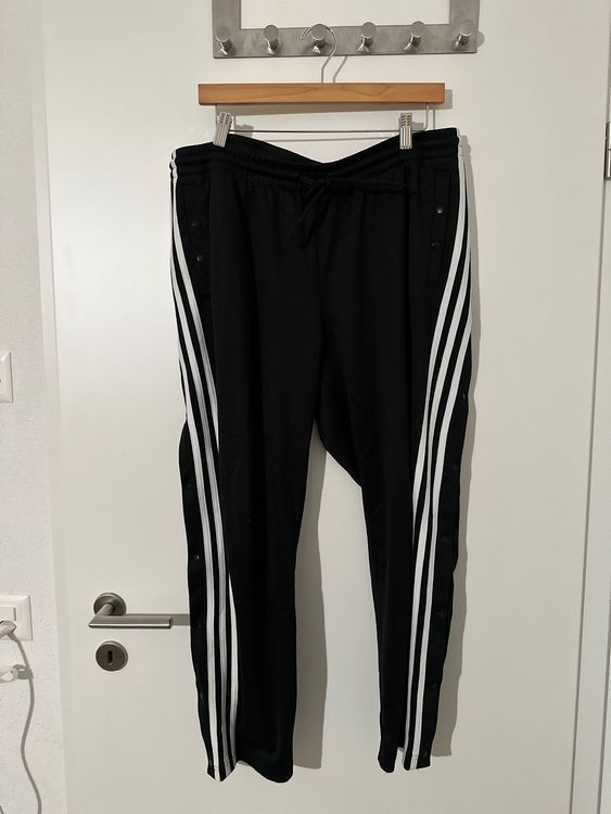 Training/SurvÃªtement Adidas noir et blanc comme neuf look 90 | Kaufen auf Ricardo