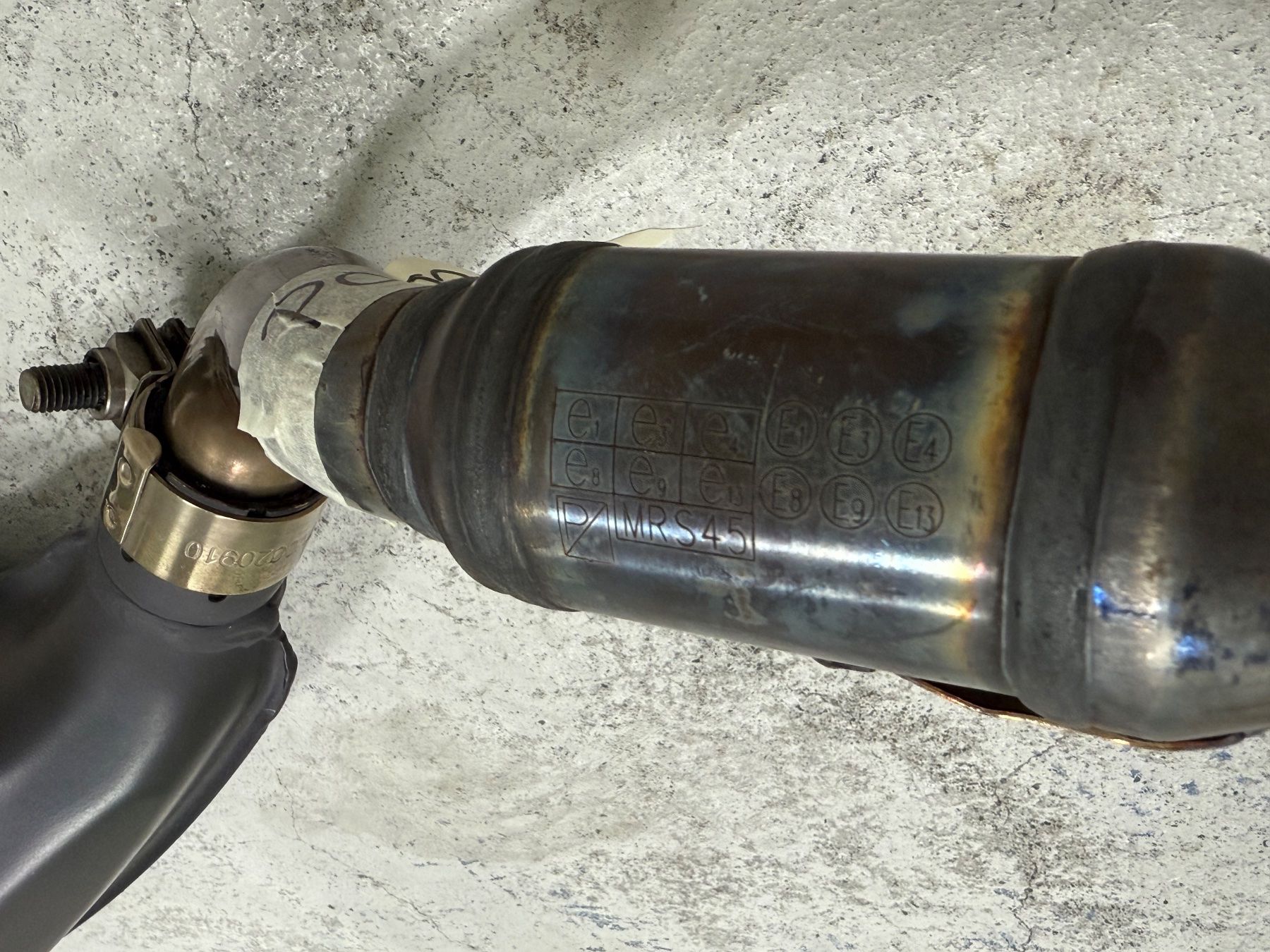 Alle Rollerersatzteile: Piaggio Vespa Auspuff schwarz Matt – Gebraucht aus Seuzach von kat_5qwy 5