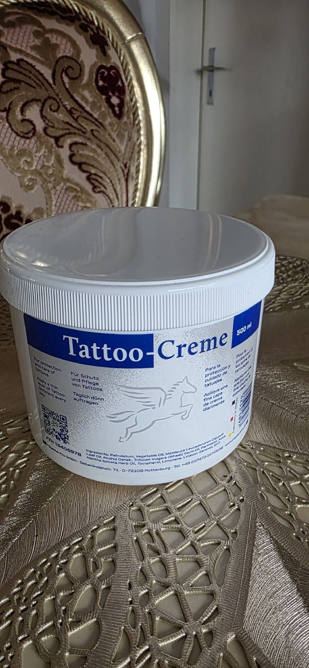 Idratazione: Pegasus,  Tattoocreme, 500ml – Nuovo e nell'imballaggio originale da Kaufdorf venduto da Nati-Nati