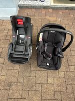 Babyschale + ISOFIX Basis wie neu
