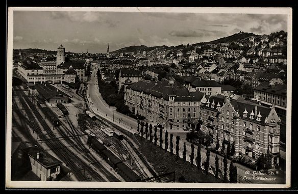 Cartoline postali: AK St. Gallen, St. Leonhardstrasse – Usato da Berlin venduto da bartko-reher