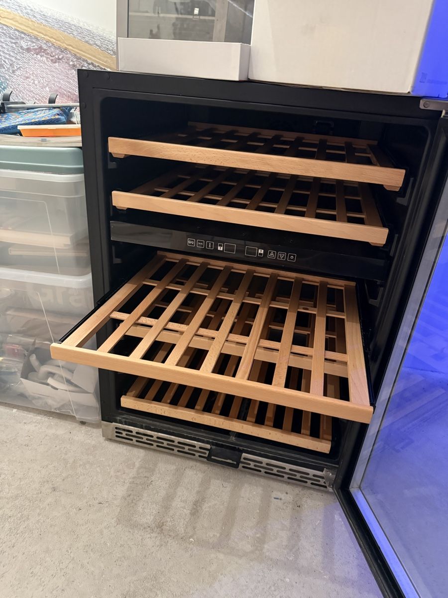 Réfrigérateurs: Frigo cave a vins – D'occasion à Genève par Enzogva81 3