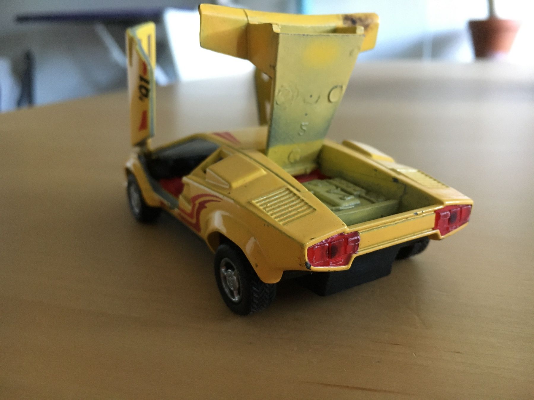 Lamborghini Voitures modèles: Ab 26.- Lamborghini Countach 5000 modellauto vintage retro – D'occasion à Cureglia par VintageCoinCollect91 1