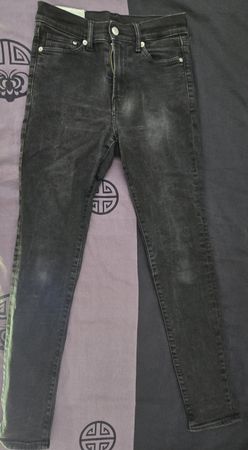 Jean slim noir - Taille 28/32 - Look tendance!