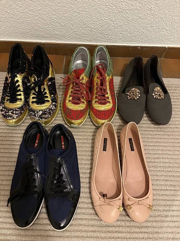 Scarpe da donna: Designer Schuhpaket Damen Grösse 41 – Usato da Unterägeri venduto da mar_96hk
