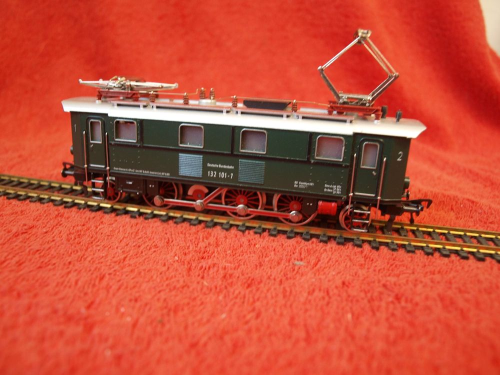 PIKO 51415 Locomotive Électrique BR 132 101-7 DB Ép IV SON NEU 1:87