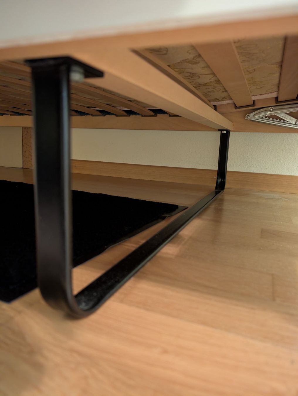 Letti: Bett und Bettzeugkasten – Usato da Spiez venduto da Crazyduck 2