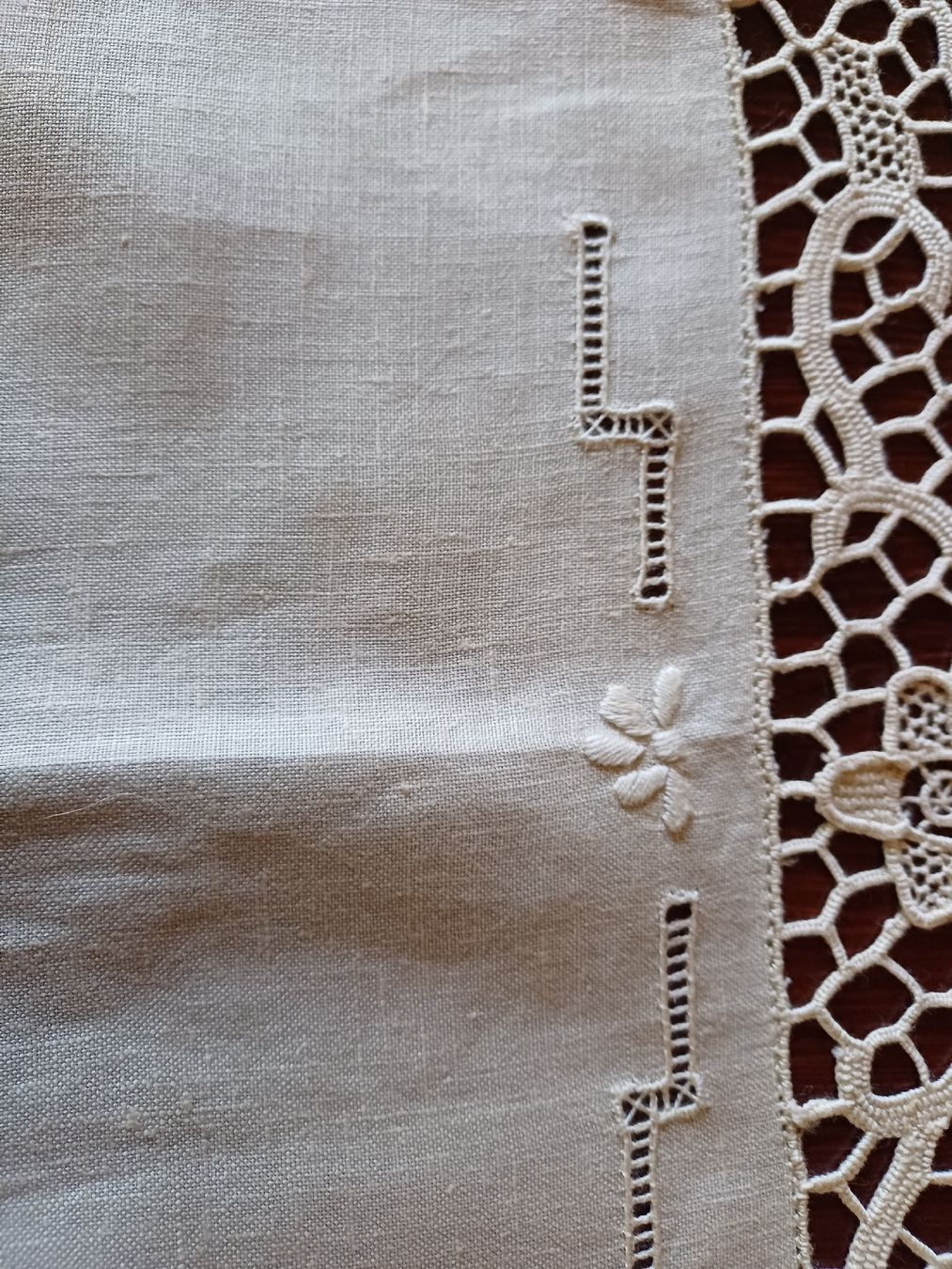 Tessuti: Echt Handarbeit Deckeli ca.25x50 cm – Nuovo (secondo la descrizione) da Gächliwil venduto da lesidees 3