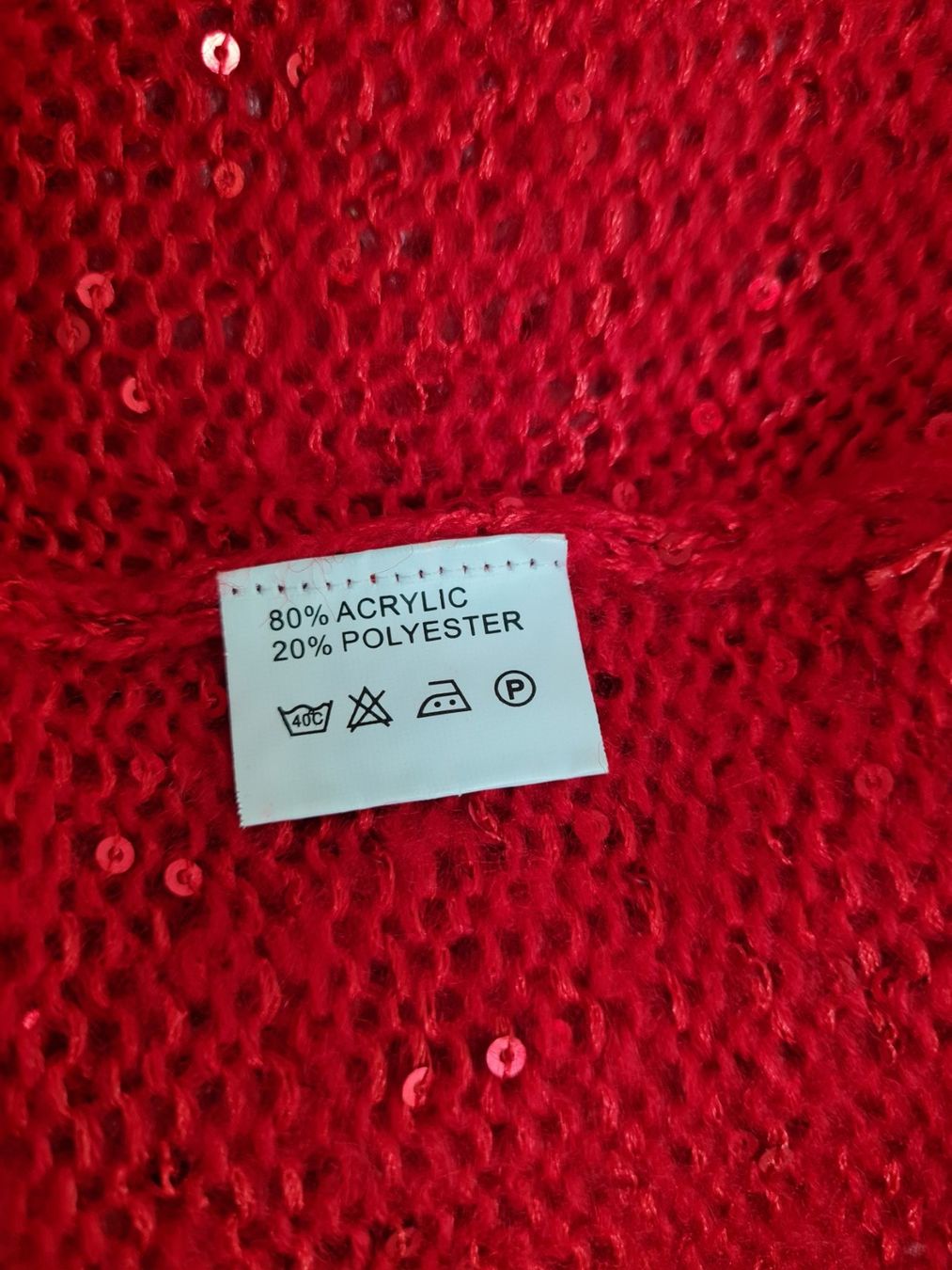 Pullover & Sweatshirts: WINNI PUUH DAMEN PULLOVER GR.M/L ROT MIT PAILLETTEN – Gebraucht aus Steg im Tösstal von goldlionfree 5