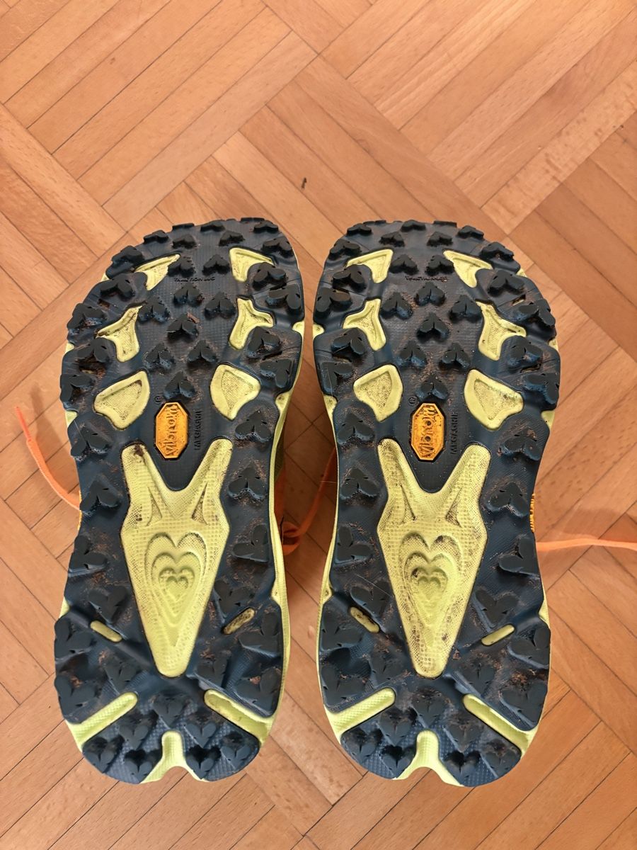 Hoka One One Scarpe da donna: Hoka Speedgoat 7 – Usato da Zürich venduto da hen_pn5z 2