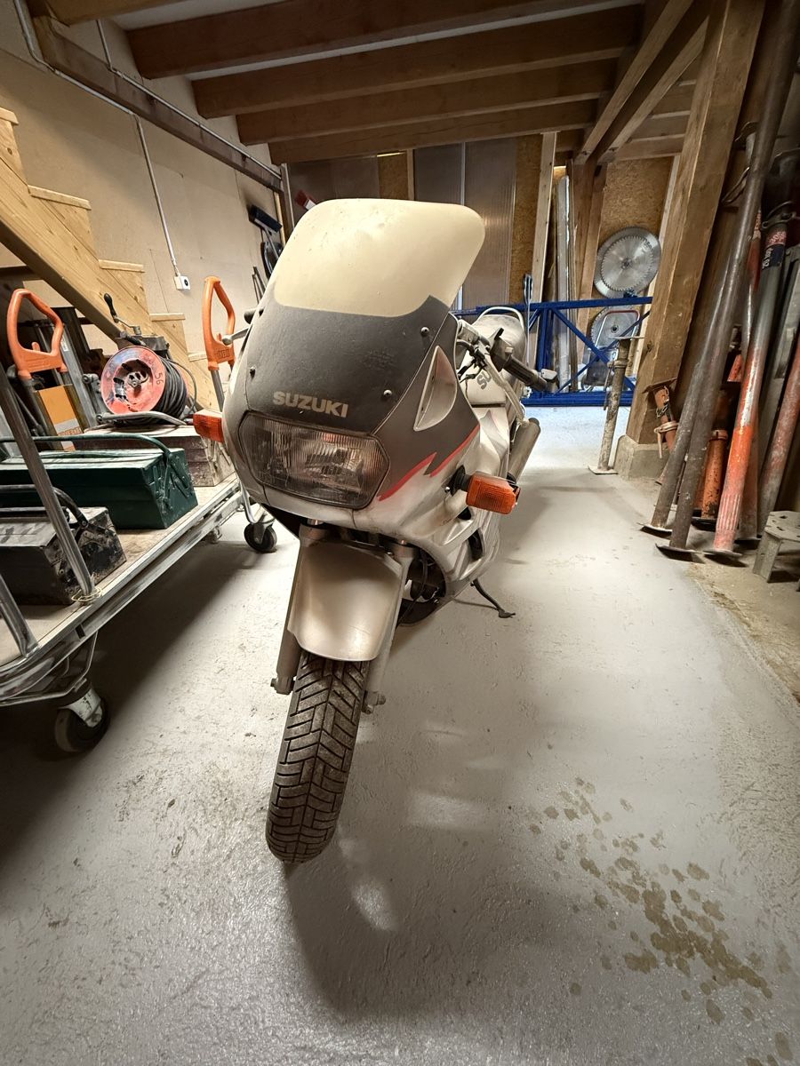 Suzuki Altro: Suzuki gsx750 F – Usato da Leuggern venduto da jri_fqk6 2