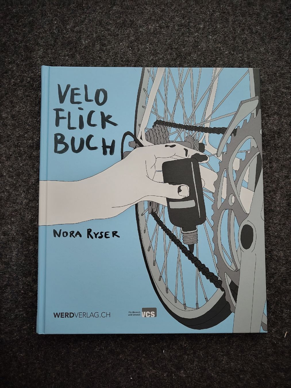 Bücher: Veloflickbuch – Neu (gemäss Beschreibung) aus Reinach BL von sim_c8n8