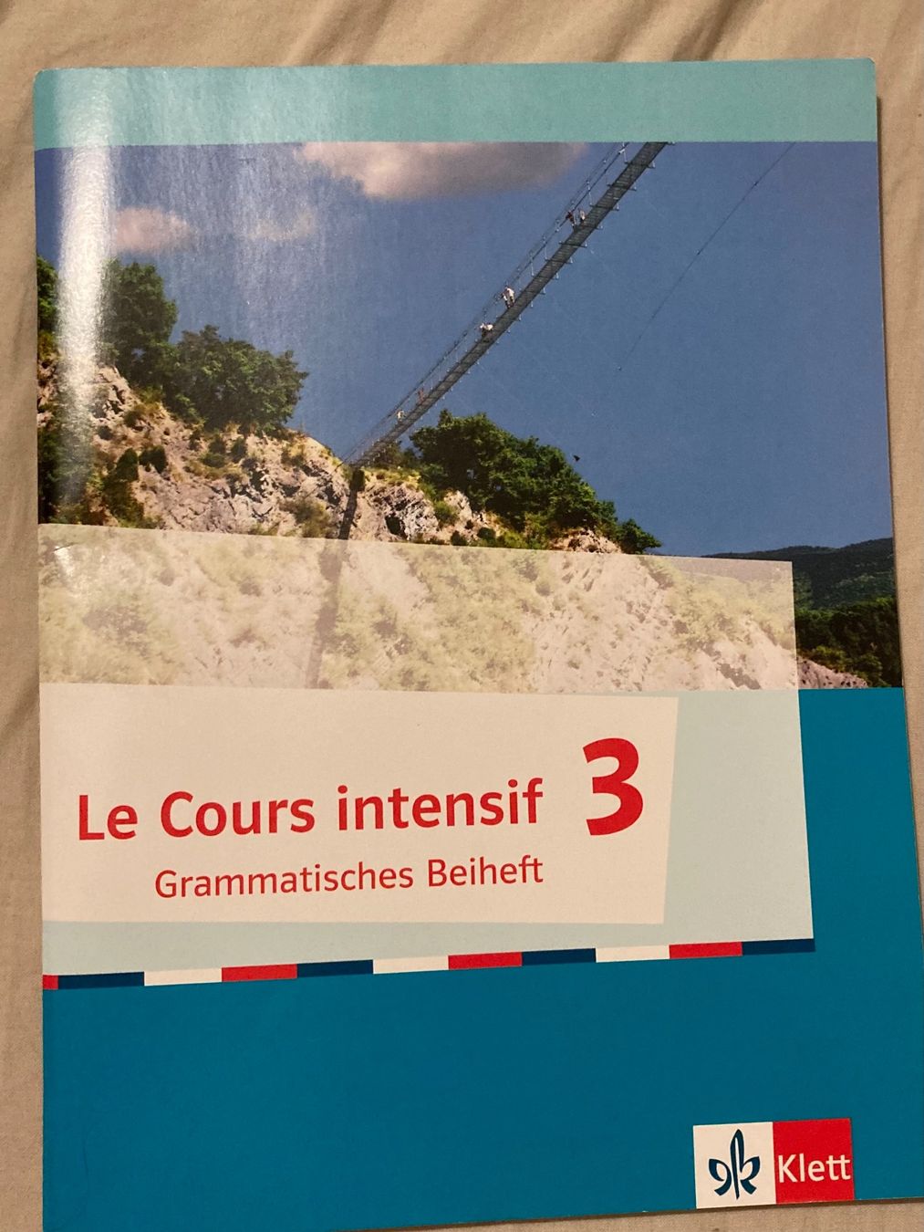 Libri: Le Cours intensif 3 Grammatisches Beiheft Klett – Usato da Wädenswil venduto da qla76_wh