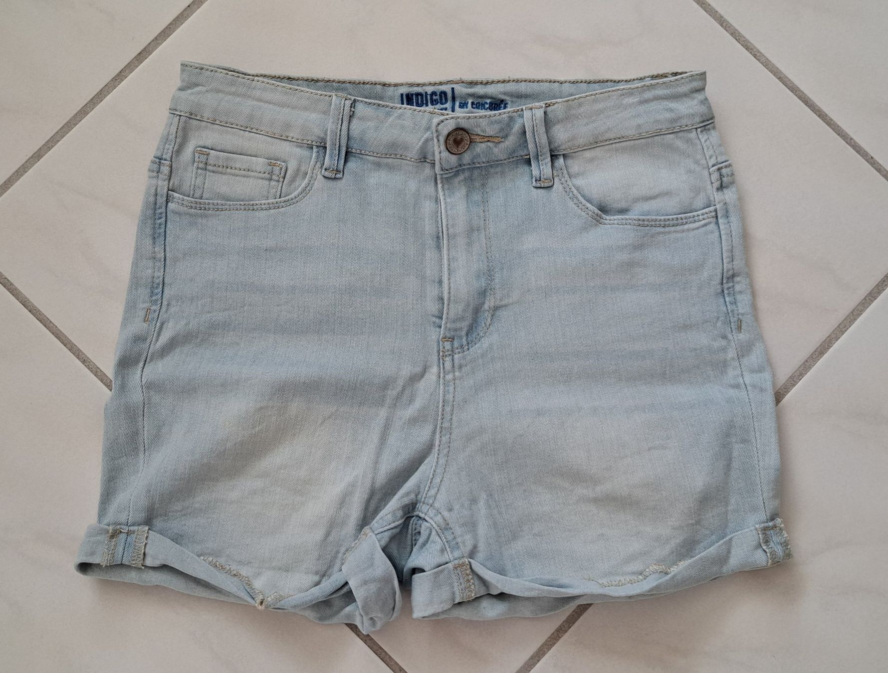 Pantaloni: Kurze Hose Indigo Blue Jeans Chicorée Grösse S – Usato da künten venduto da himelblau