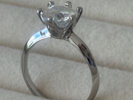 🌹🌹Luxus Elegante 19/9 Ring Solitär Zirkonia Farbe :Silber