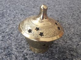 Weihrauchgefäss aus Messing