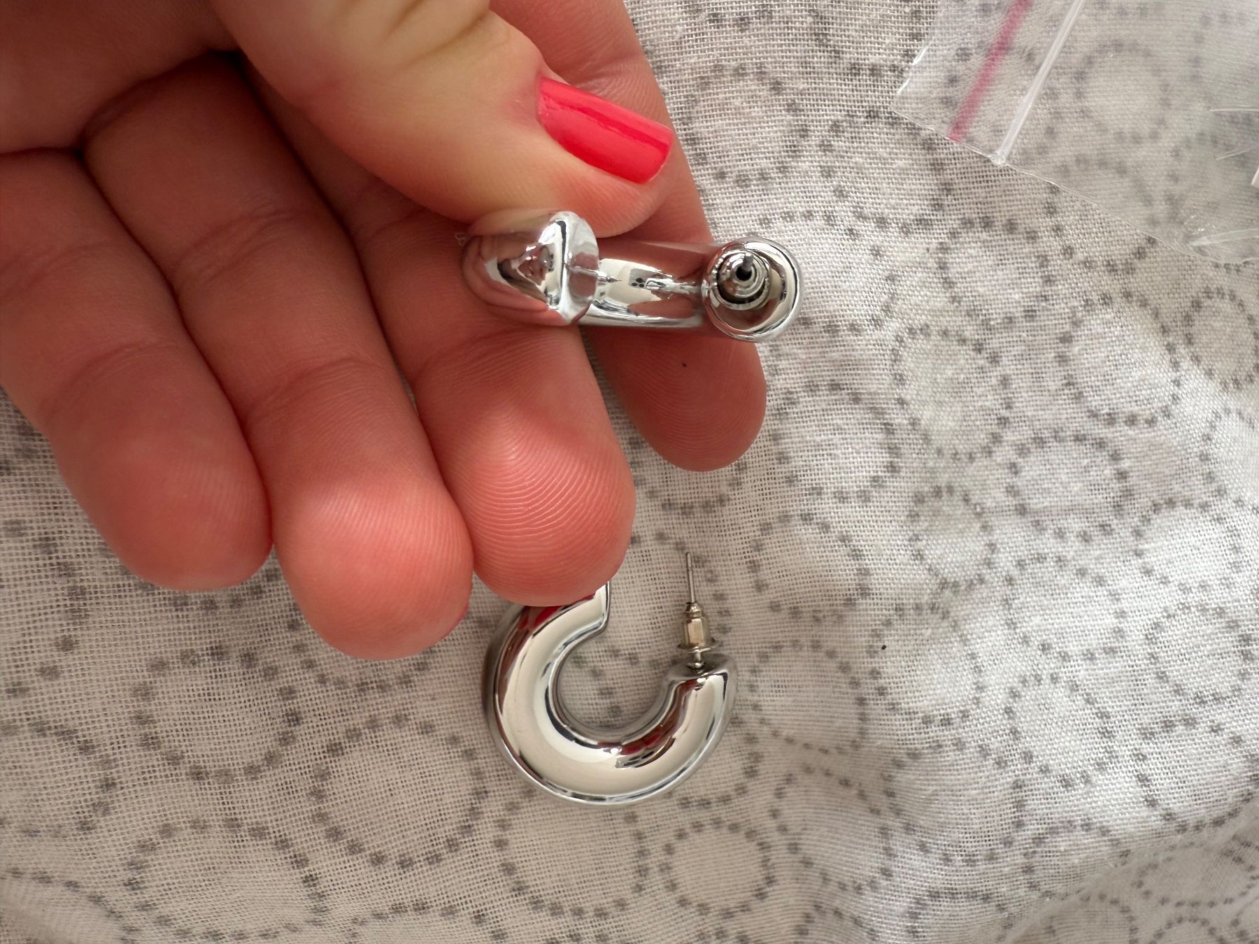Ohrringe & -stecker: Ohrringe – Gebraucht aus Riehen von edu_92w7 1