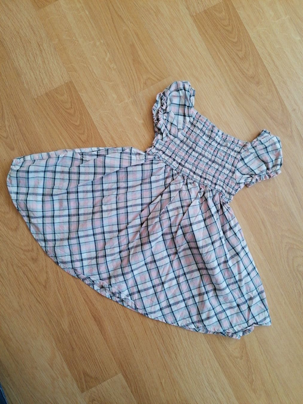 Vestiti & Gonne: Kleid Gr 98 – Usato da Büttikon AG venduto da Amineah 2