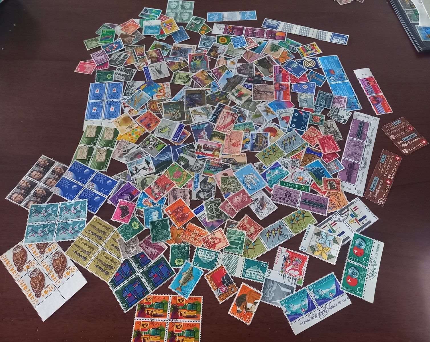 Alle Briefmarken: Vrac timbres poste, CH – Gebraucht aus Crans-Montana von kira56