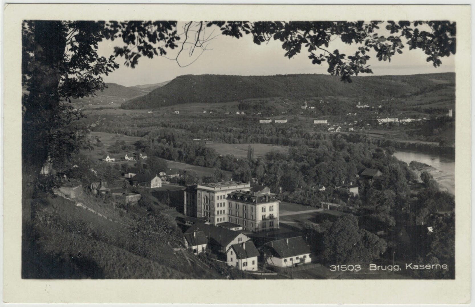 Ansichtskarten: AG 206 Brugg Kaserne 1932 – Gebraucht aus Fribourg von philafri