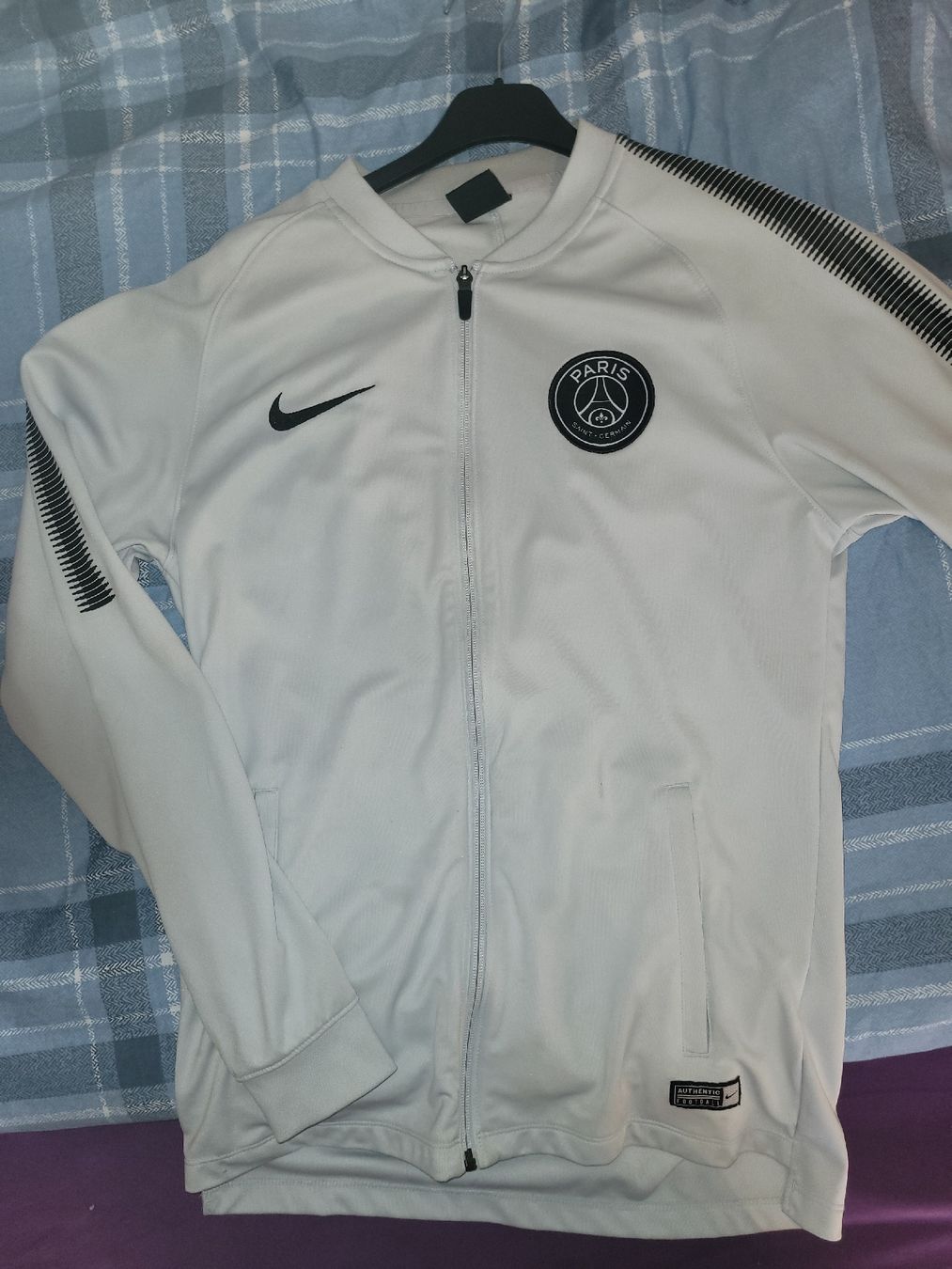 Nike Giacche: Trainerjacke Paris St.Germain – Usato da Brig venduto da RaZu39