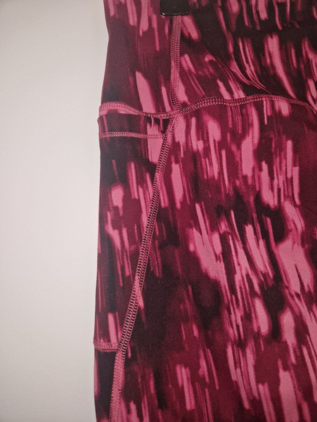 Under Armour Leggings: Under Armour Women's Leggings – Neu (gemäss Beschreibung) aus Zürich von Ana_440 1
