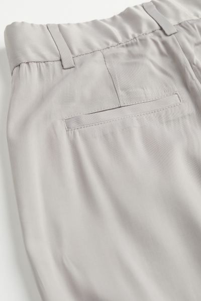 H&M Pantaloni: Beige Pants Size 38 (Medium) NP: 89.- – Nuovo (secondo la descrizione) da Horgen venduto da len_qjz9 1
