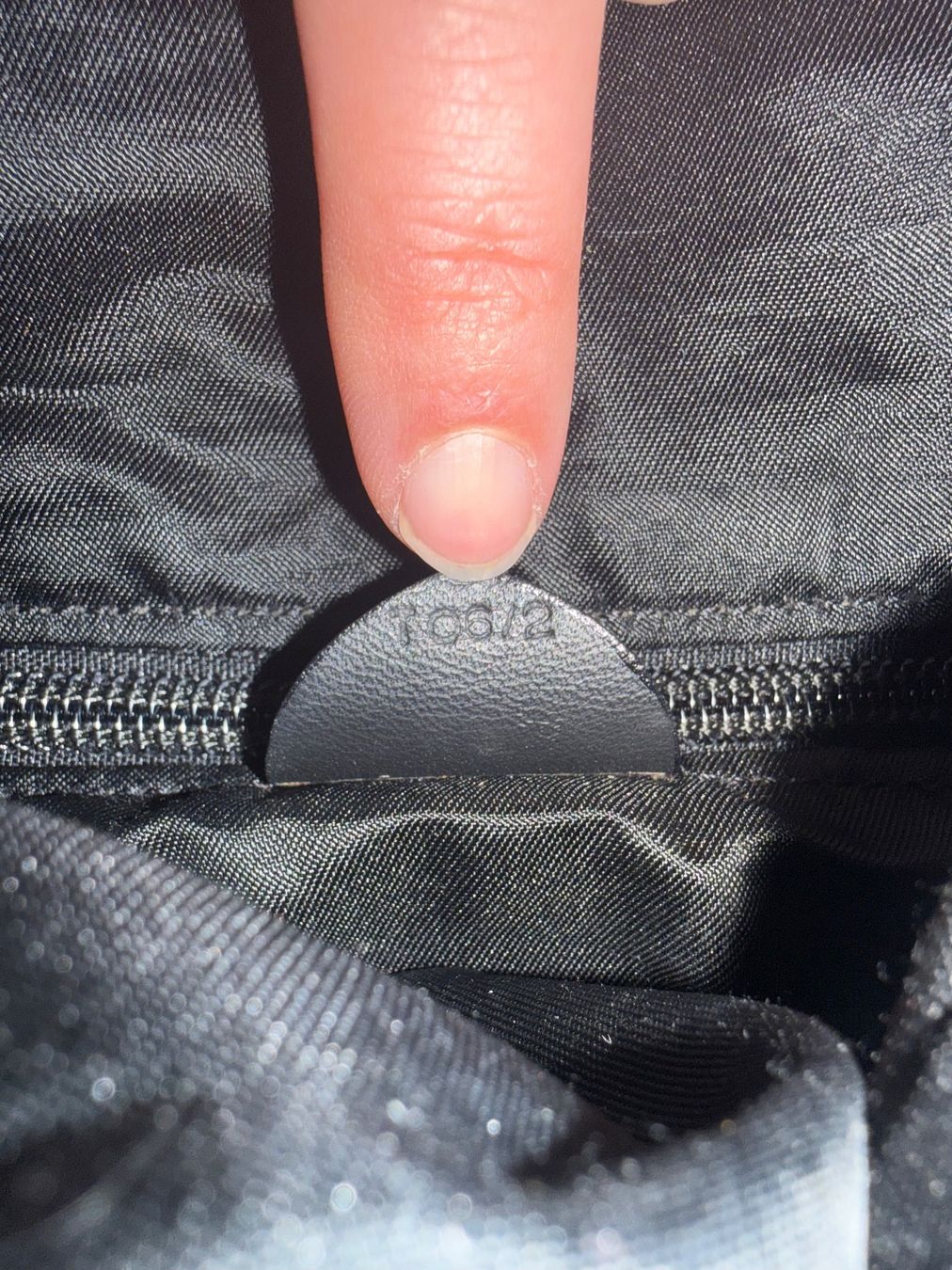 Celine Borse da donna: Sac à main Tote Céline en Nylon noir – Usato da Lausanne venduto da Titivintage 8