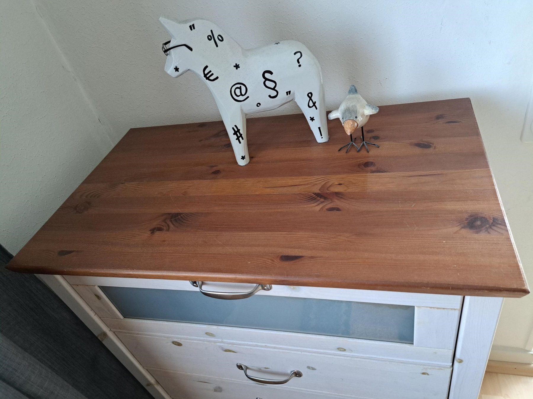 Commodes: Kommode aus Holz mit 5 Schubladen – D'occasion à Basel par Patiscat 2