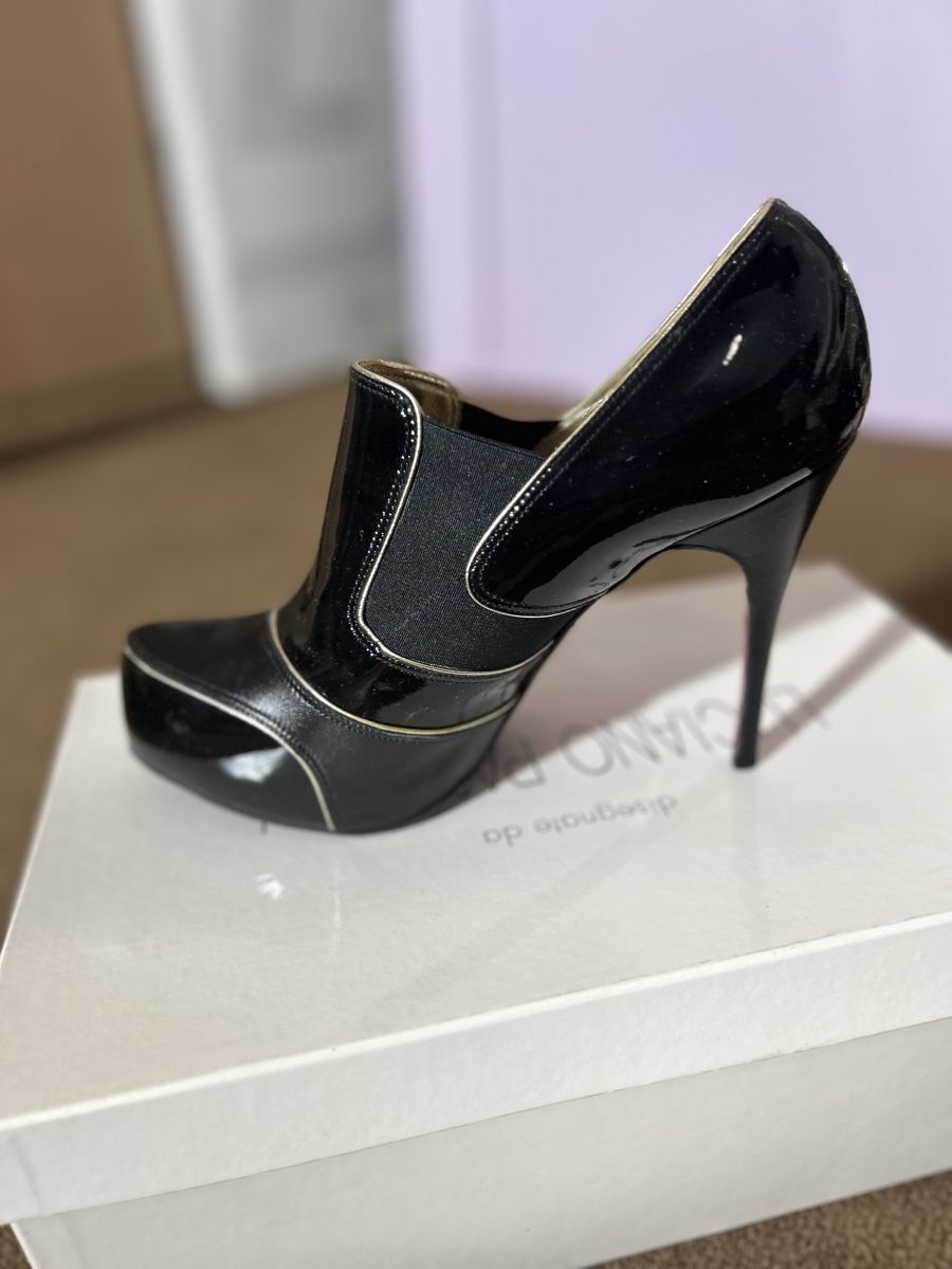 Chaussures femmes: Luciano Padovan Ankle Boots Black Gr. 40 – Neuf avec emballage d'origine à Veyrier par aliyag 2