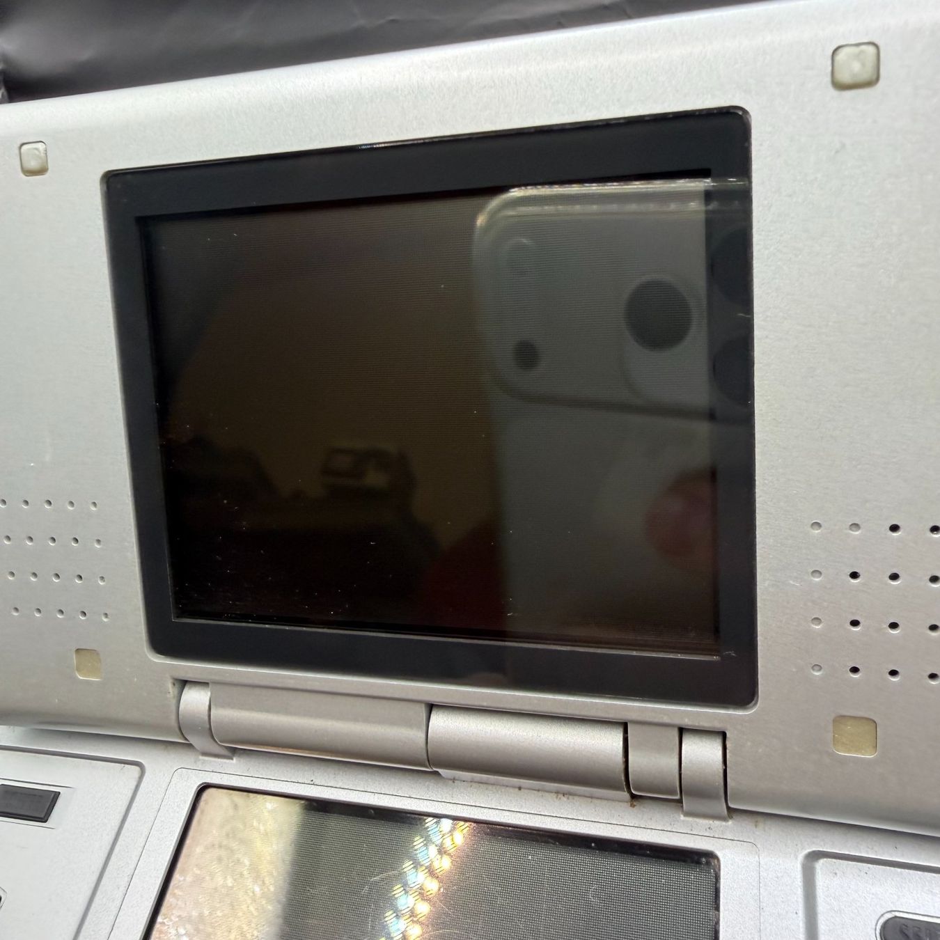 Nintendo Konsolen: Nintendo DS Silber Japan-Version – Defekt aus Düdingen von Nerdworld 7