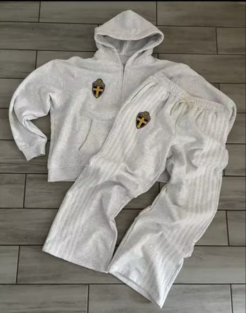 Survêtement gris Suède veste zippée et pantalon