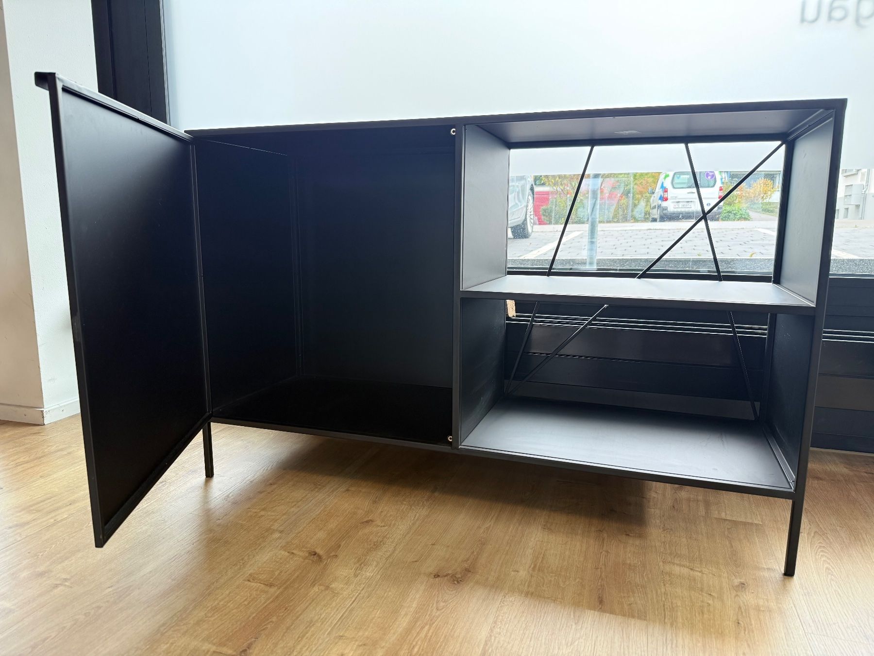 Maisons du monde Cassettiere: Sideboard/Kommode aus schwarzem Metall – Usato da Kreuzlingen venduto da inf_scj6