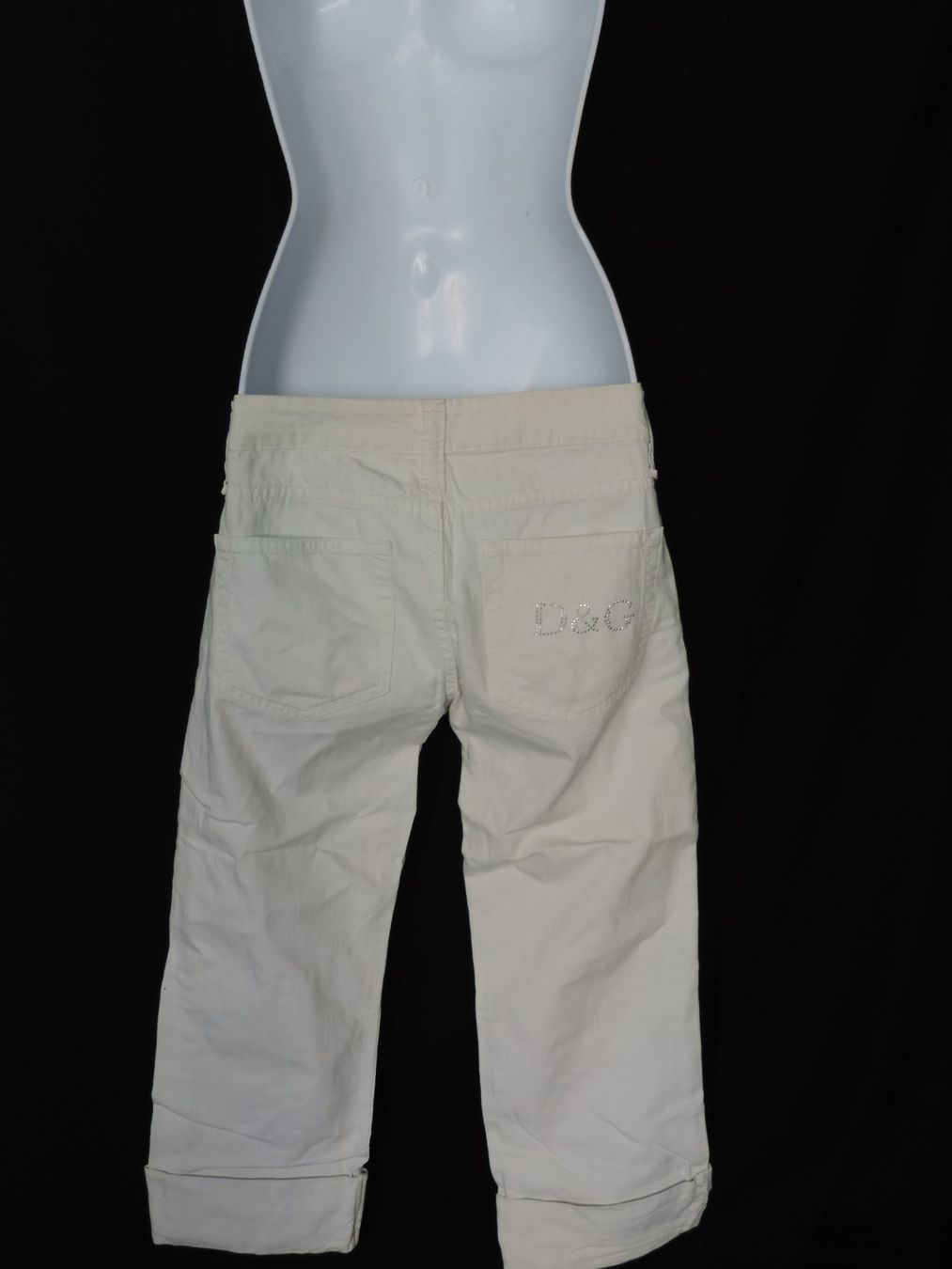 Pantalons: pantacourt effet jeans blanc – D'occasion à Genève par Axelle333 8