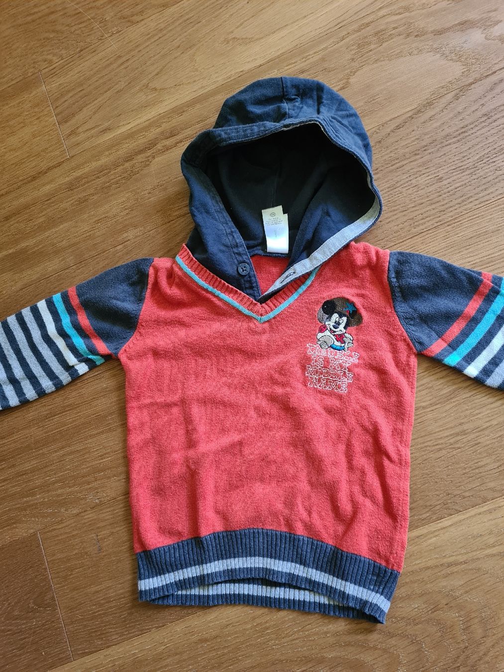 C&A Maglioni & Felpe: Disney Pullover mit Kapuze C&A Grösse 86 – Usato da Kriens venduto da Mirii91 1