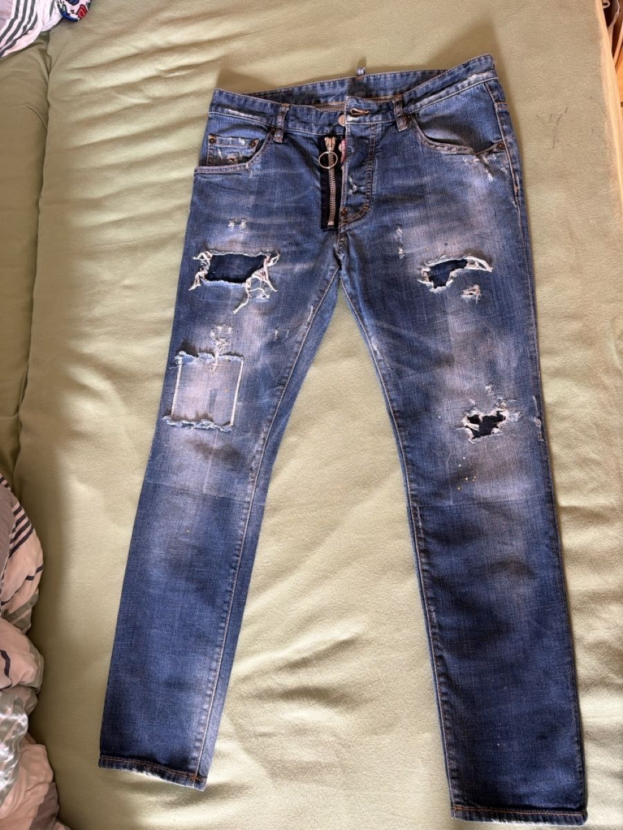 Dsquared2 Jeans: DSQUARED2 jeans – Gebraucht aus Sementina von bru_vpp5