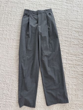 Zara Grey Pleated Trousers, XS, Excellent Condition