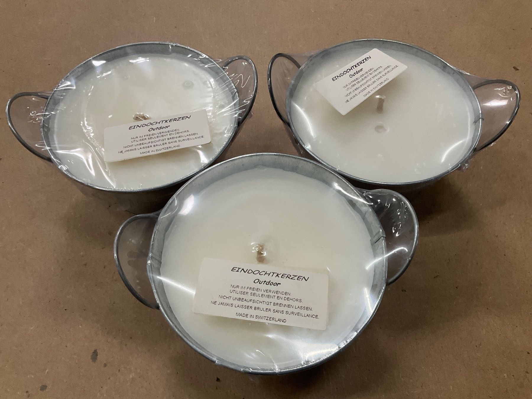 Candele: 943 Posten Eindochtkerzen Outdoor aus Liquidation – Nuovo (secondo la descrizione) da Derendingen venduto da Meisterstuecke