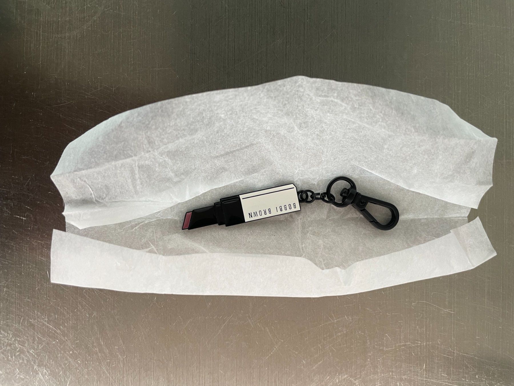 Schlüsselanhänger & - bänder: Schlüsselanhänger Bobbi Brown – Neu und originalverpackt aus Aarburg von Qin3ze