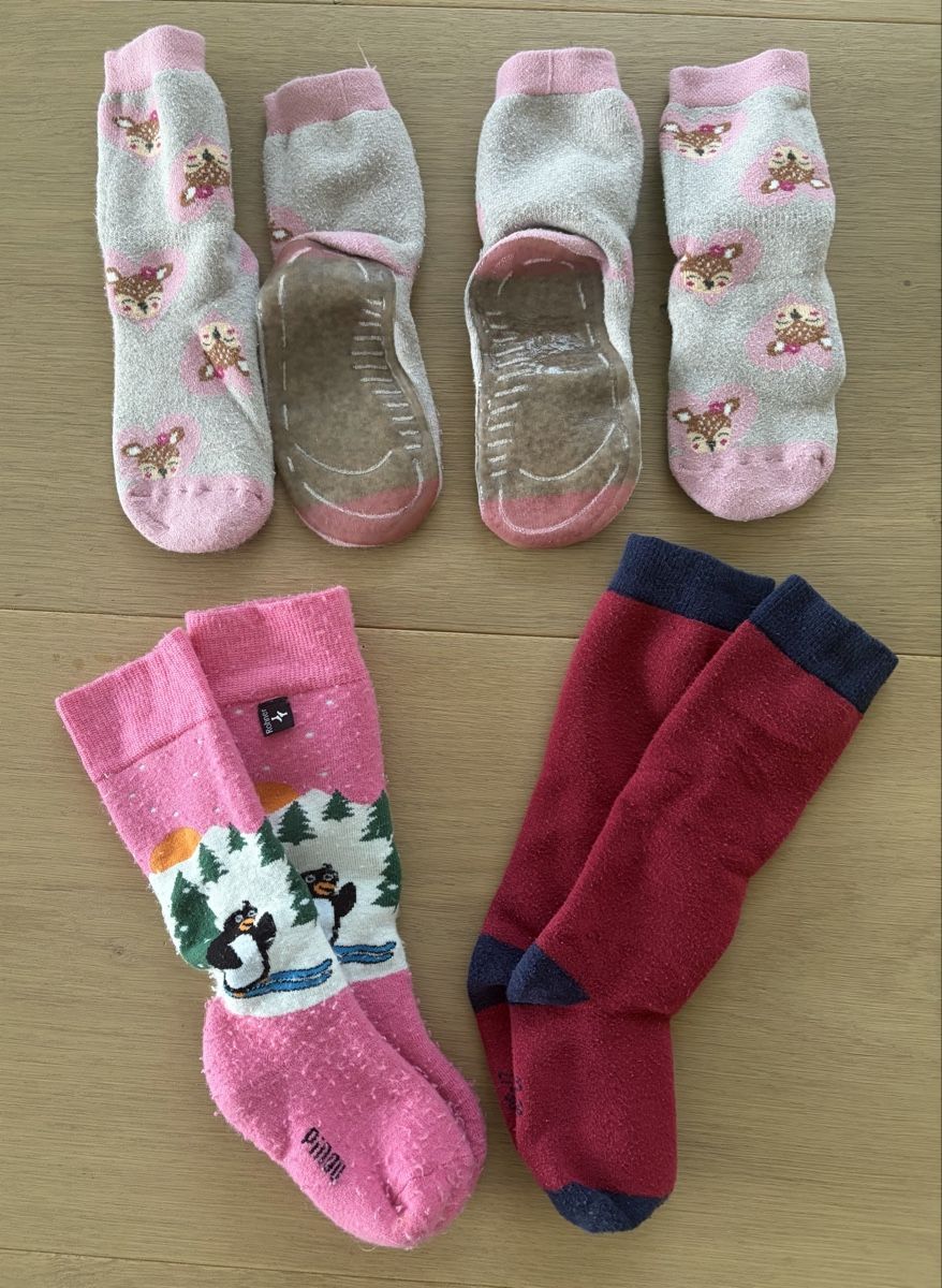 Lotti & Set di vestiti: Winterliches Kleiderpaket Gr. 122-128 – Usato da Lachen SZ venduto da LinWeg 1
